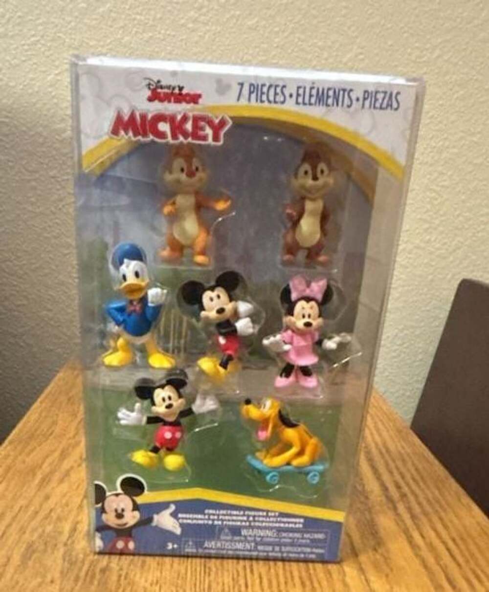 Disney Junior Mickey Mouse 7-Piece Collectible Figure Set